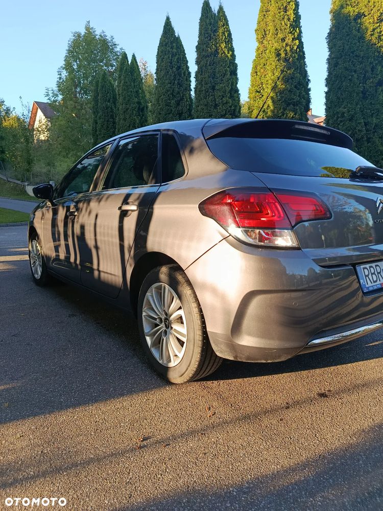 Citroën C4 BlueHDi 120 Stop&Start EAT6 Selection - 4