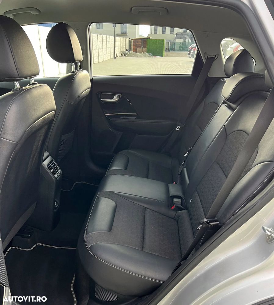 Kia Niro 1.6 GDI HEV 2WD OPF Aut. Spirit - 16