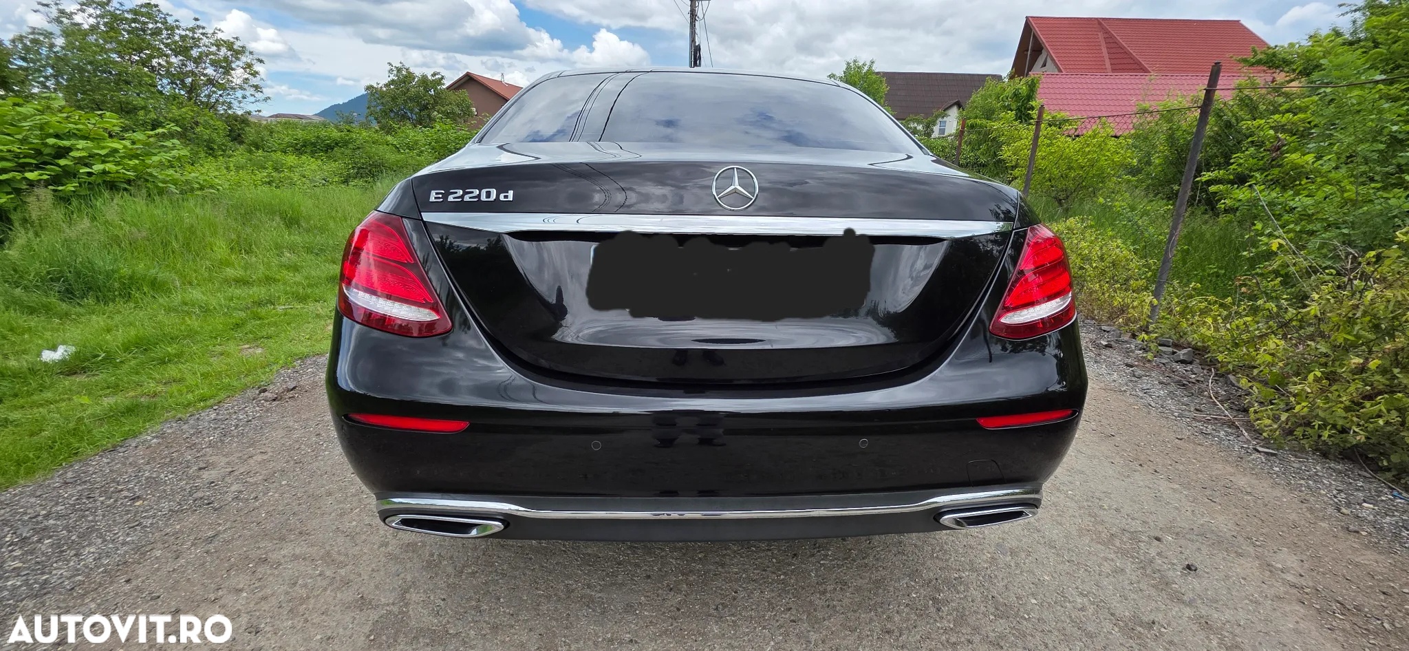 Mercedes-Benz E 220 d 9G-TRONIC AMG Line - 23