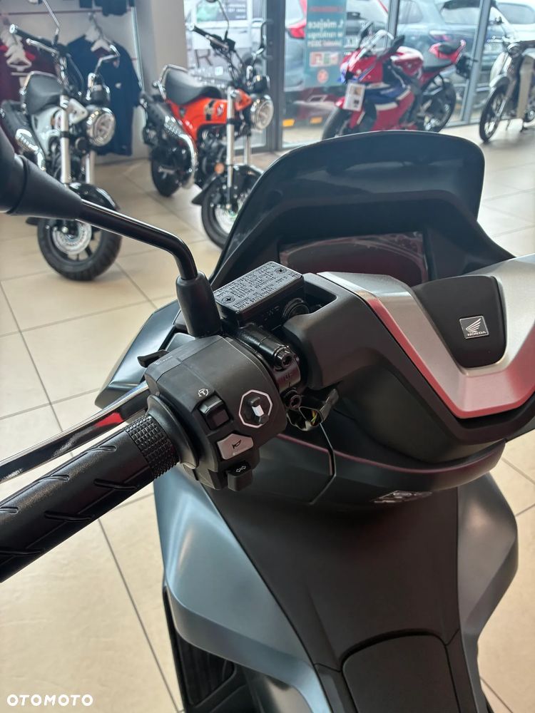 Honda PCX - 4