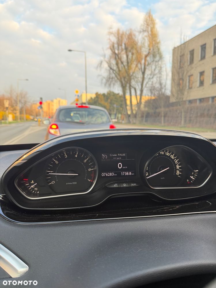 Peugeot 208 1.2 PureTech Active - 10