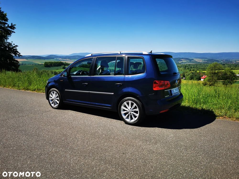 Volkswagen Touran - 14