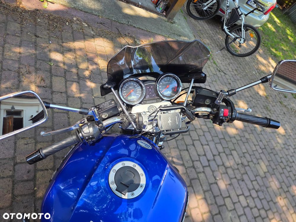 Suzuki GSX - 5
