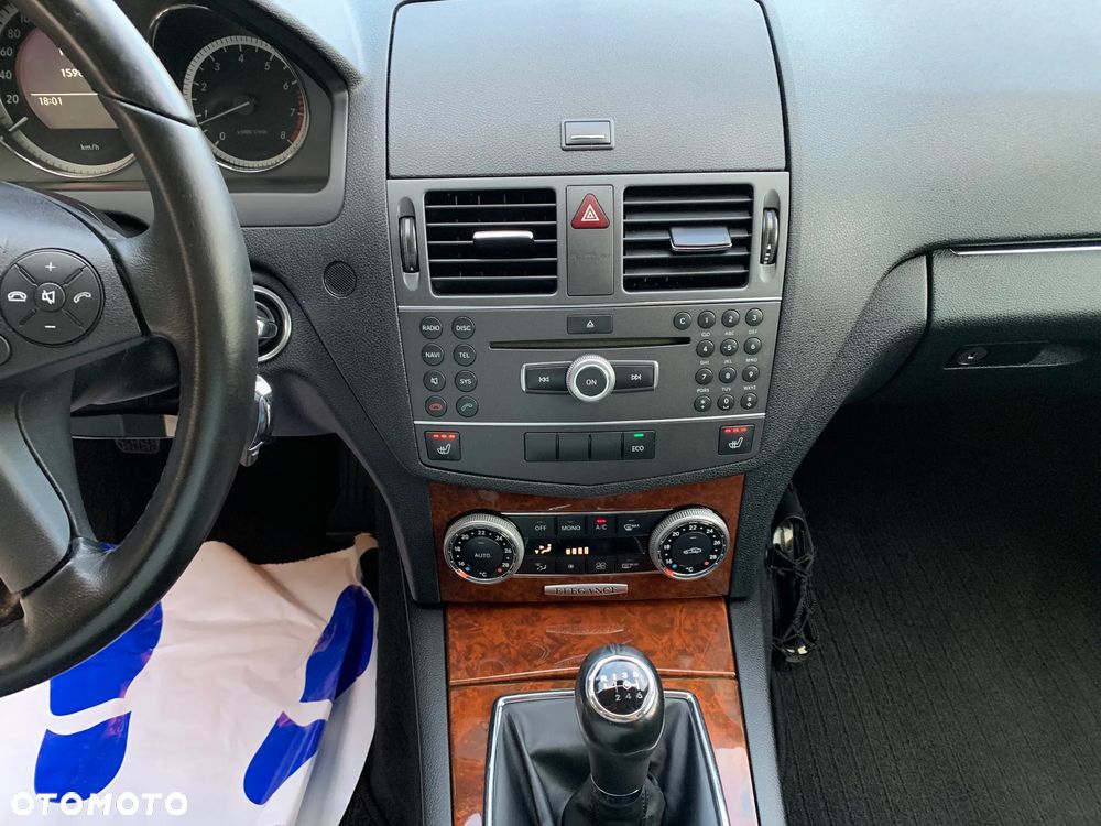 Mercedes-Benz Klasa C 200 Kompressor Elegance - 31