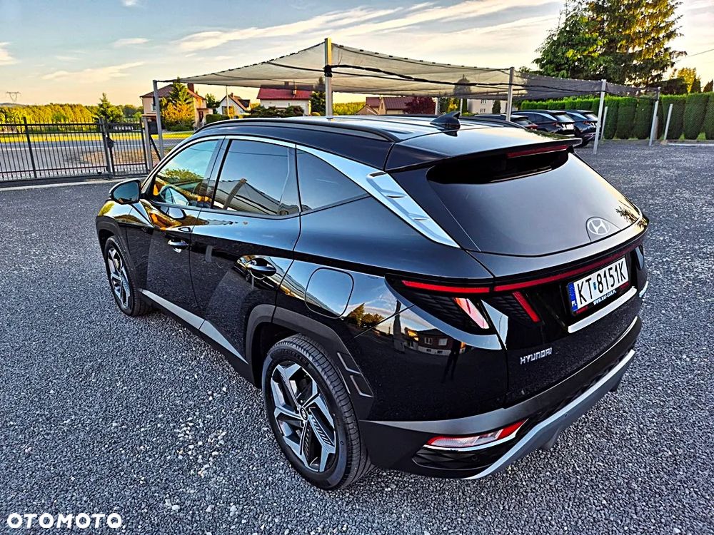 Hyundai Tucson 1.6 T-GDi HEV Executive 2WD - 35