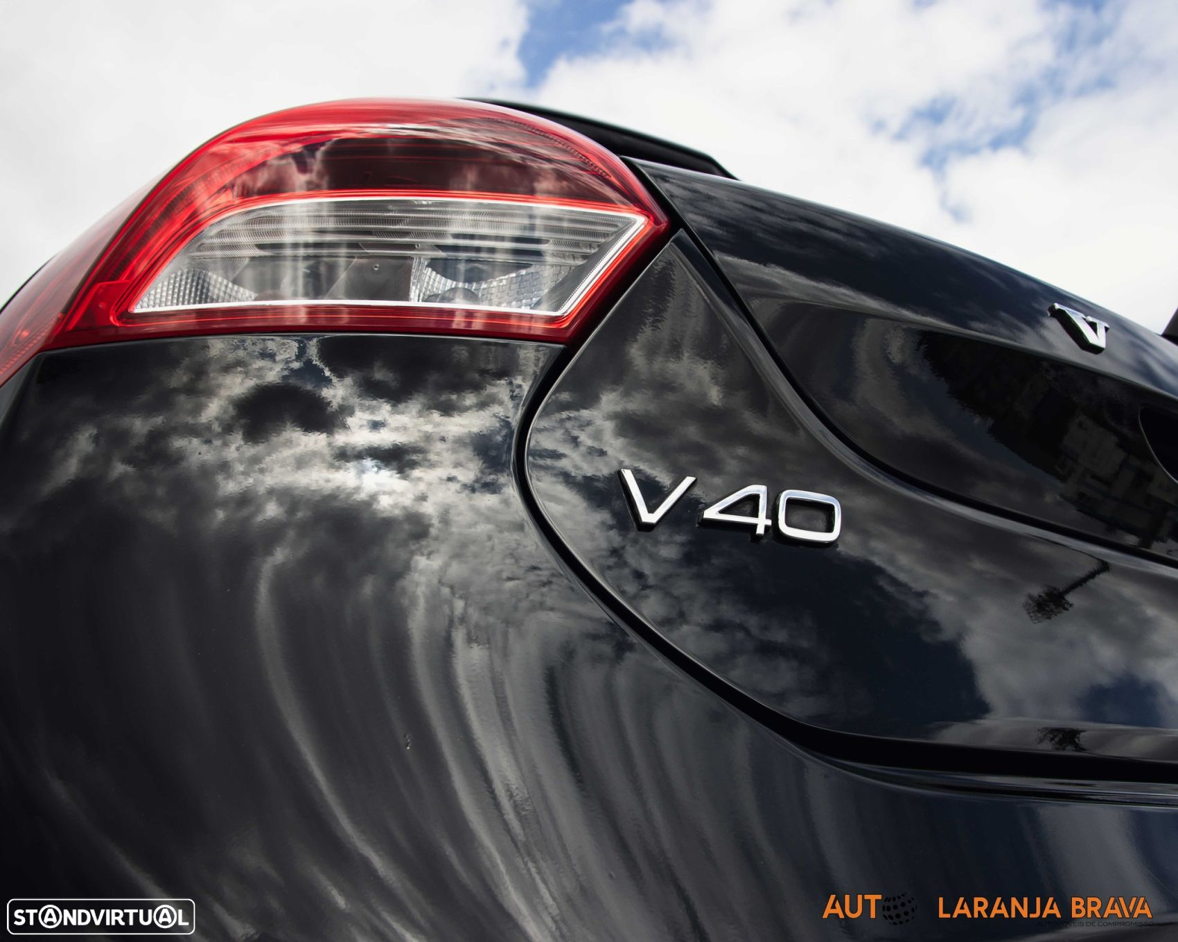 Volvo V40 Cross Country 1.6 D2 Summum - 16