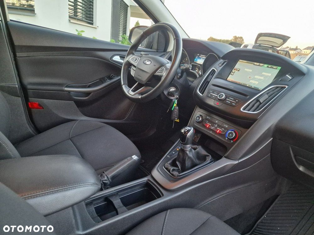 Ford Focus - 10