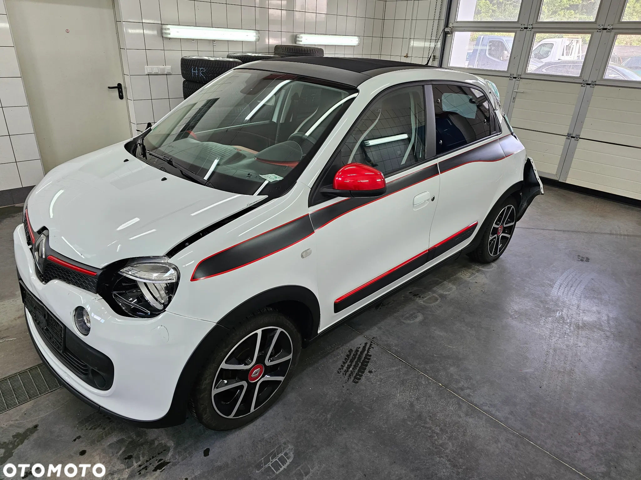 Renault Twingo ENERGY TCe 90 EDC Intens - 9