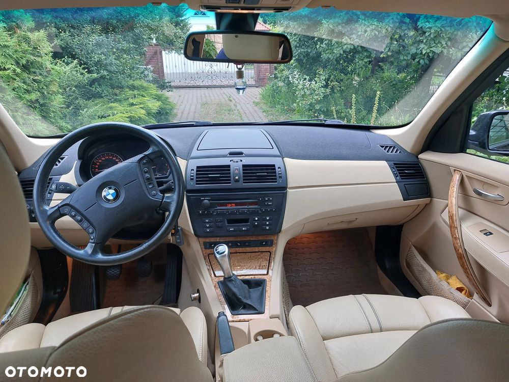 BMW X3 2.0d - 12