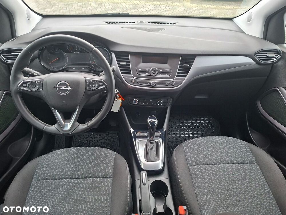 Opel Crossland - 13
