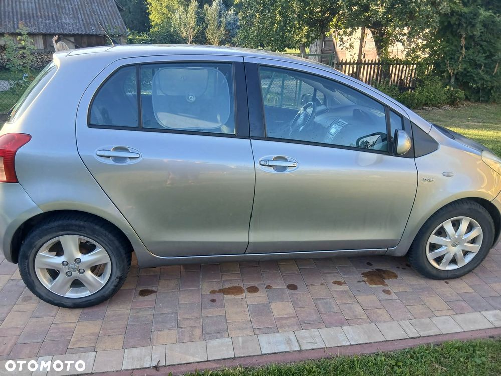 Toyota Yaris 1.4 D-4D Luna - 4