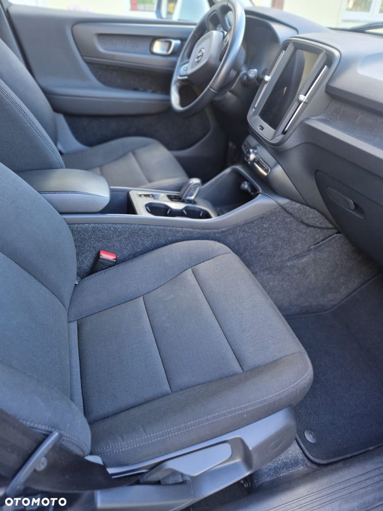 Volvo XC 40 T3 Momentum Core - 16