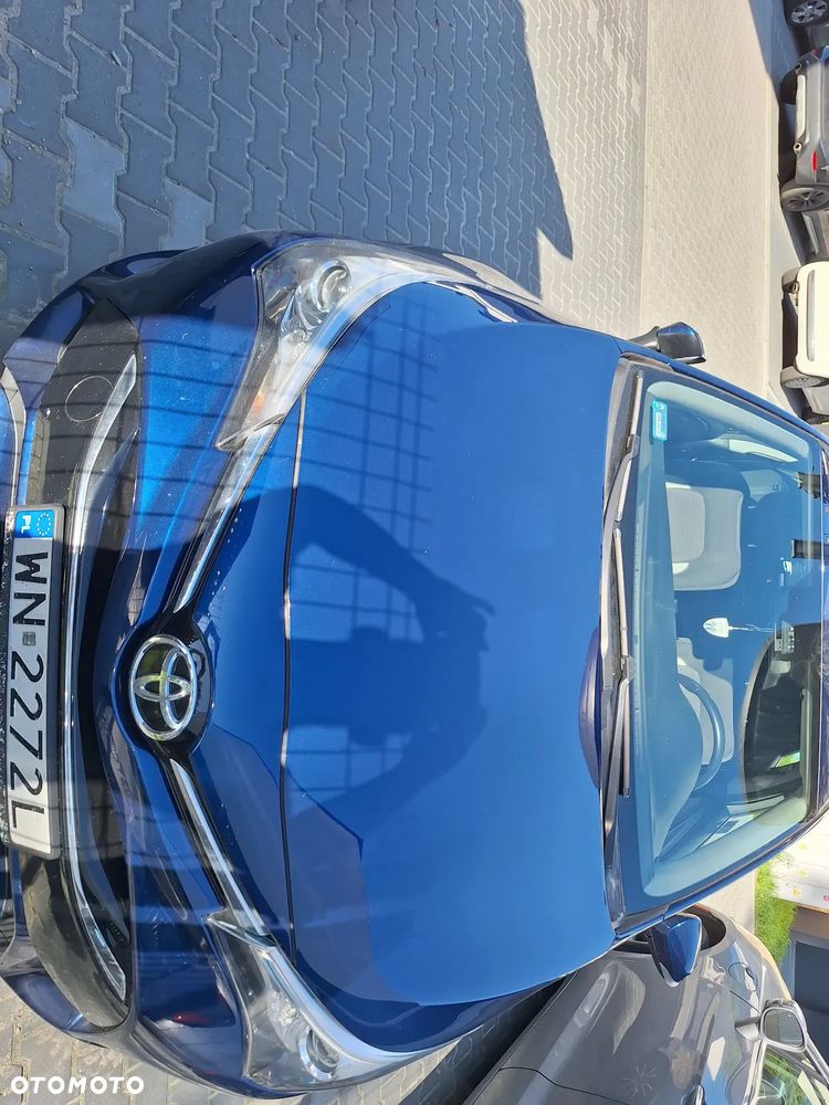 Toyota Avensis 1.8 Premium - 6