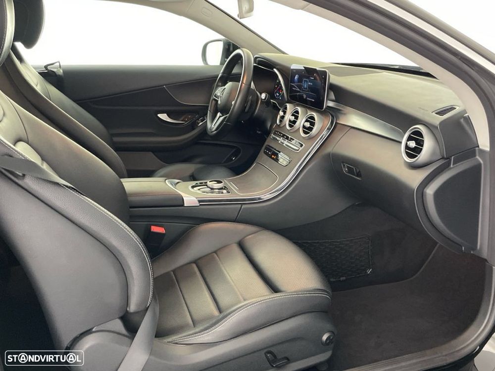 Mercedes-Benz C 200 Standard - 21