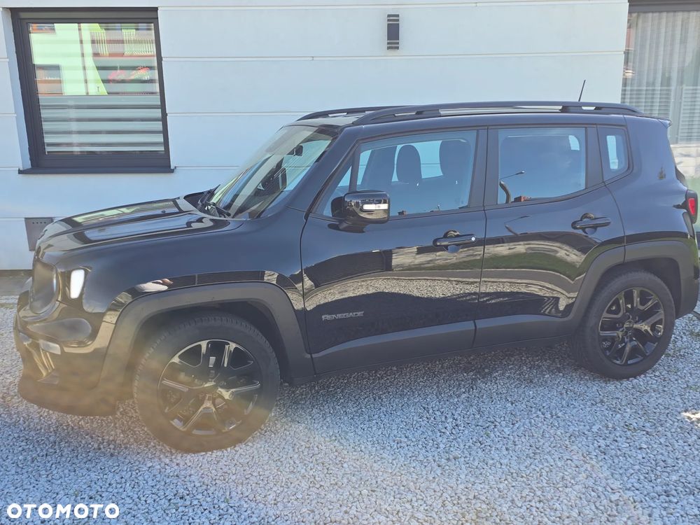 Jeep Renegade 1.6 MultiJet Night Eagle - 4