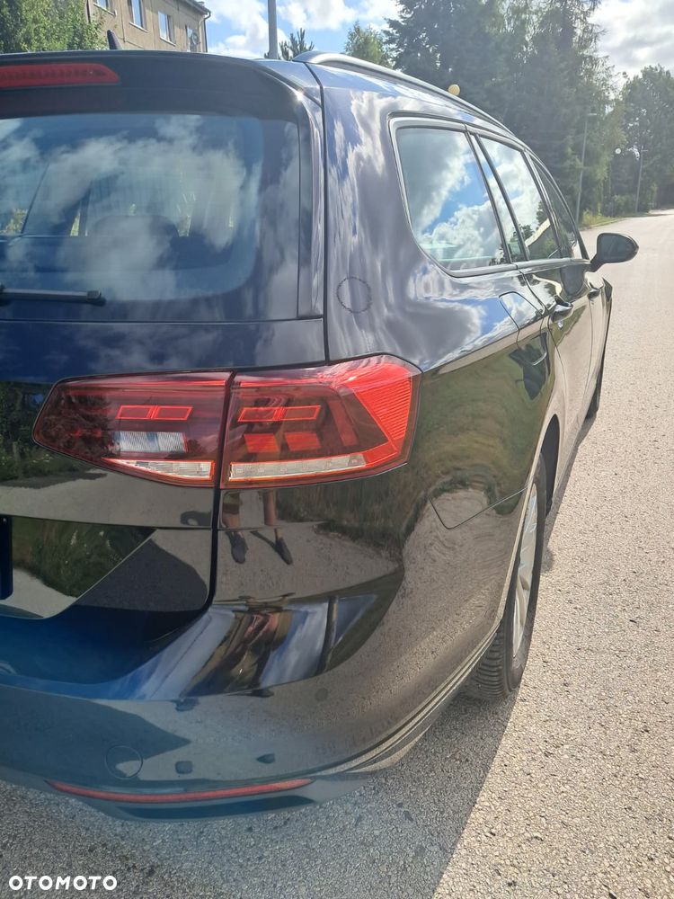 Volkswagen Passat 2.0 TDI EVO Elegance DSG - 10