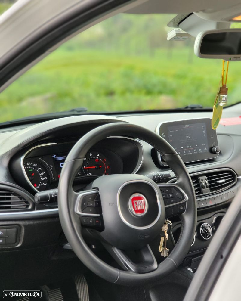Fiat Tipo 1.3 M-Jet Lounge Tech - 10