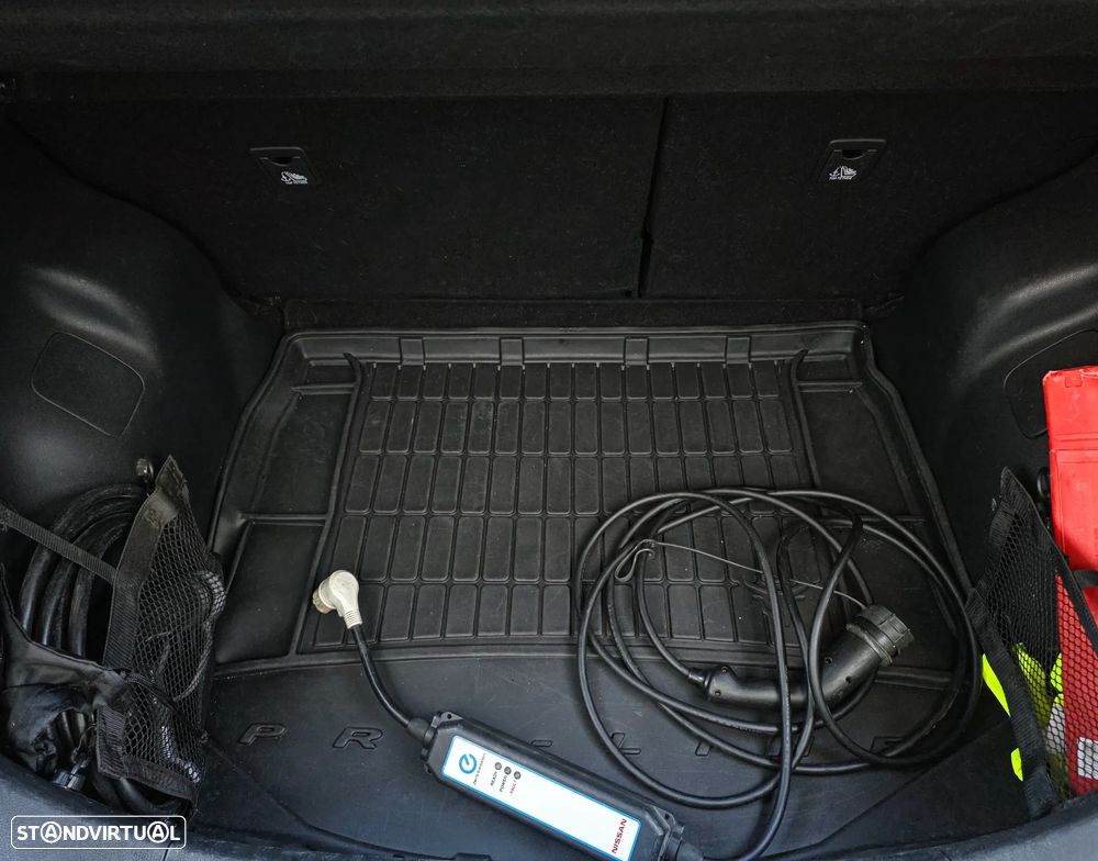Nissan Leaf 40 kWh N-Connecta - 17