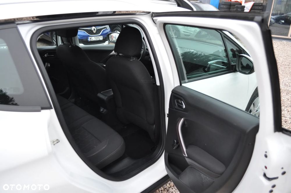 Peugeot 2008 82 VTI Active - 16