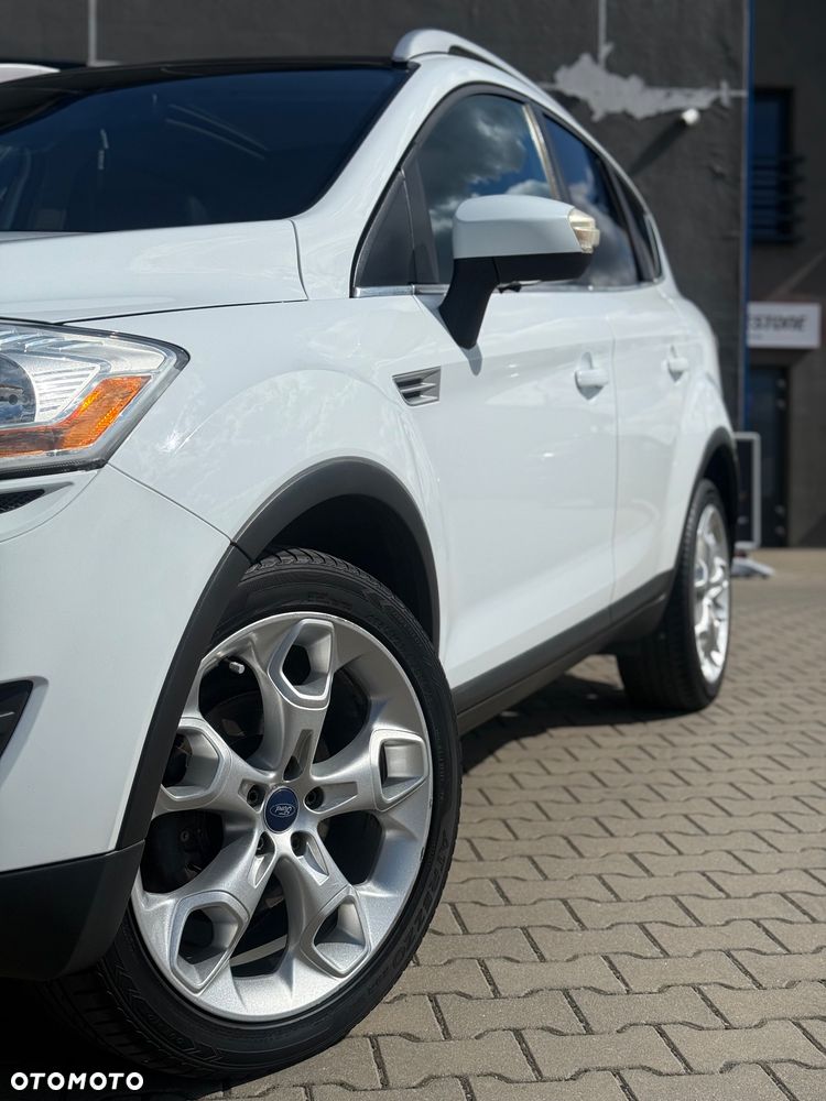 Ford Kuga 2.0 TDCi 4x4 Titanium - 2