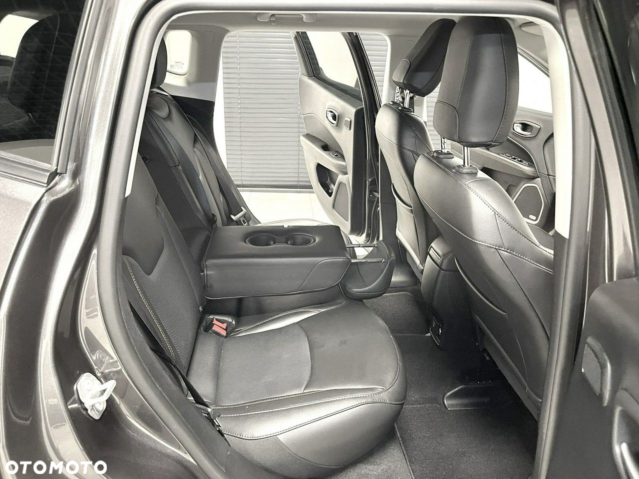 Jeep Compass 1.6 MJD Limited FWD S&S - 34
