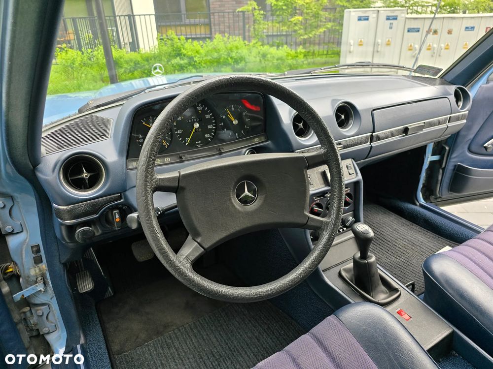 Mercedes-Benz W123 - 9