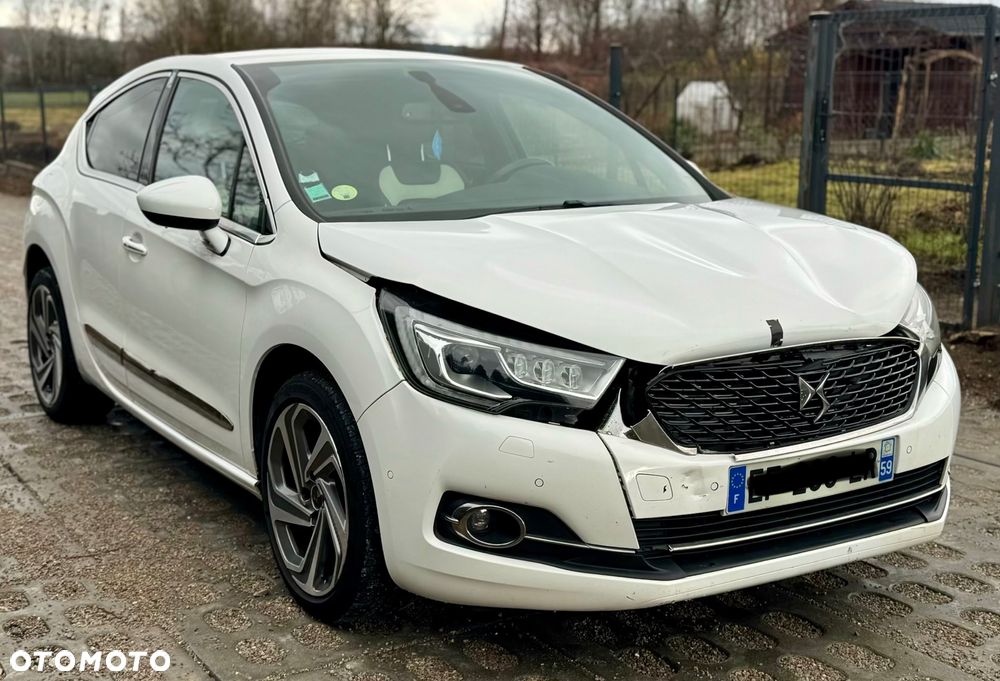 DS Automobiles DS 4 - 4