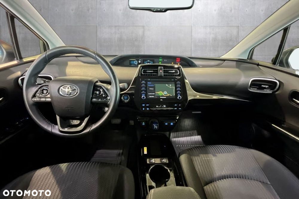 Toyota Prius 1.8 Hybrid Executive - 11