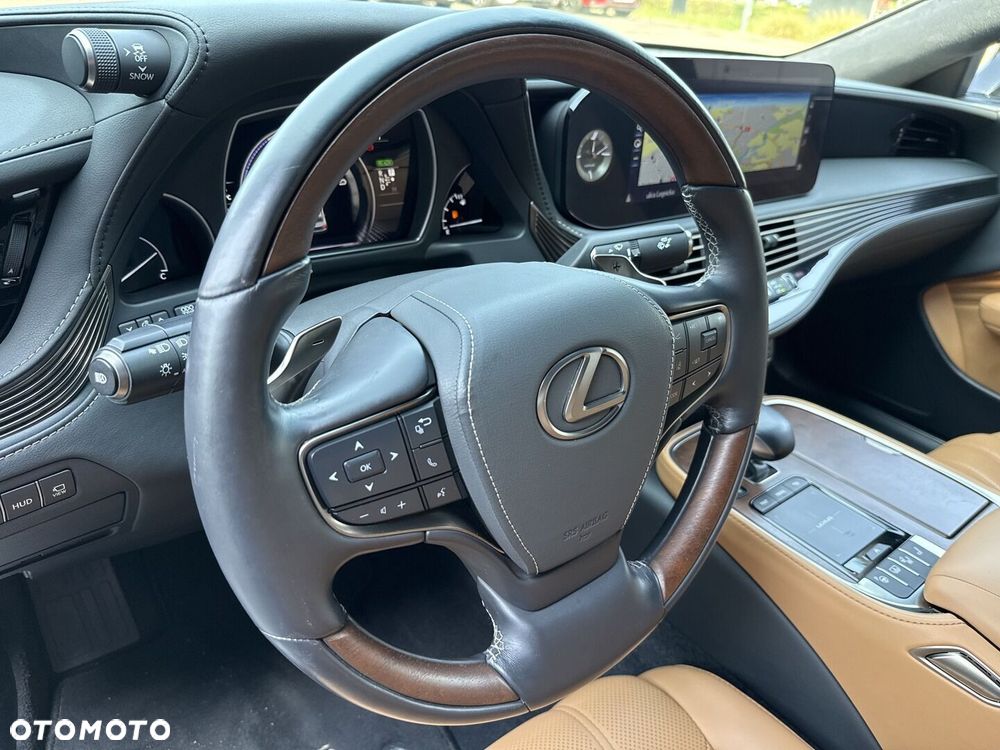 Lexus LS - 13