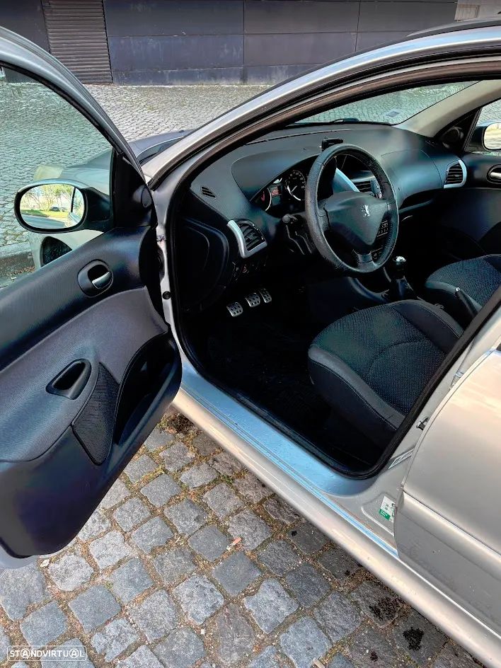 Peugeot 206+ 1.1 Urban - 6