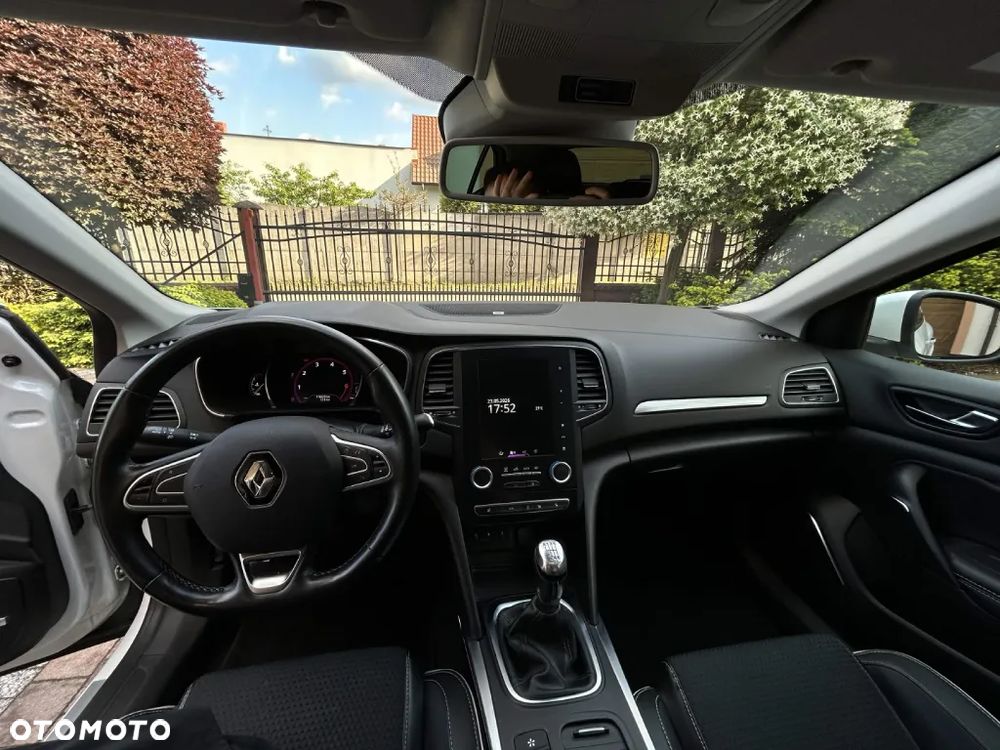 Renault Megane 1.2 Energy TCe Bose - 8