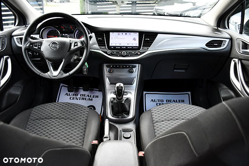 Opel Astra 1.4 Turbo Innovation - 25