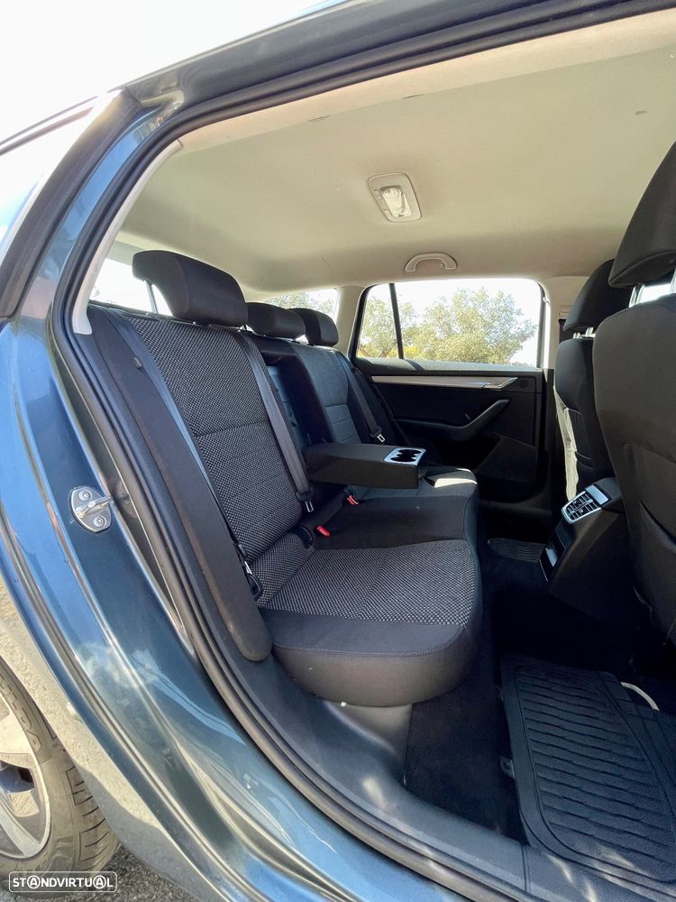 Skoda Octavia Break 1.6 TDi Ambition - 18