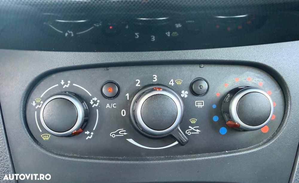 Dacia Logan - 23