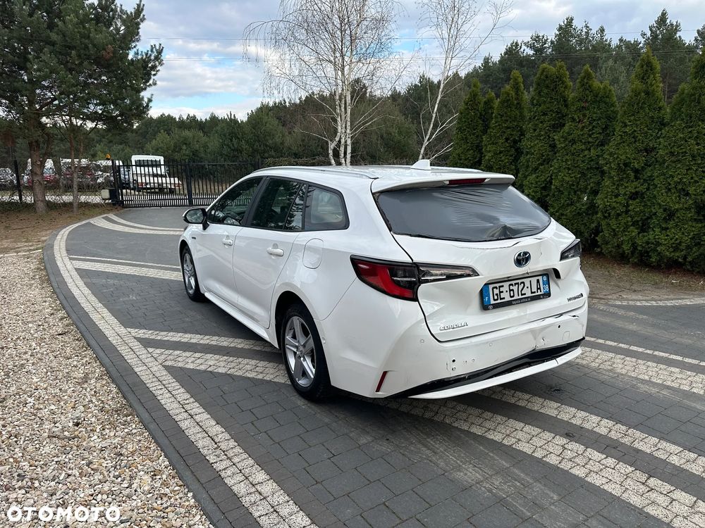 Toyota Corolla 1.8 Hybrid Comfort - 12