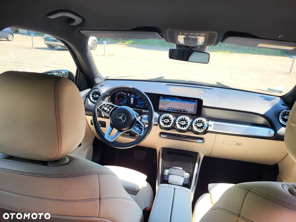 Mercedes-Benz GLB 200 4-Matic AMG Line 8G-DCT - 23