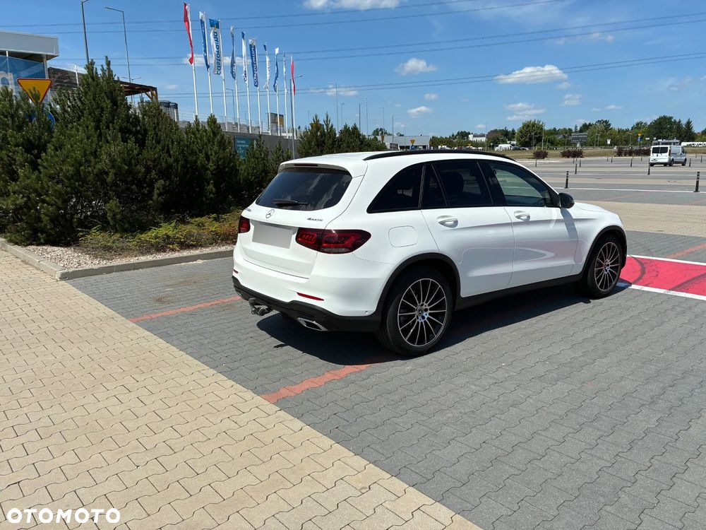 Mercedes-Benz GLC 200 d 4-Matic Business Edition - 4