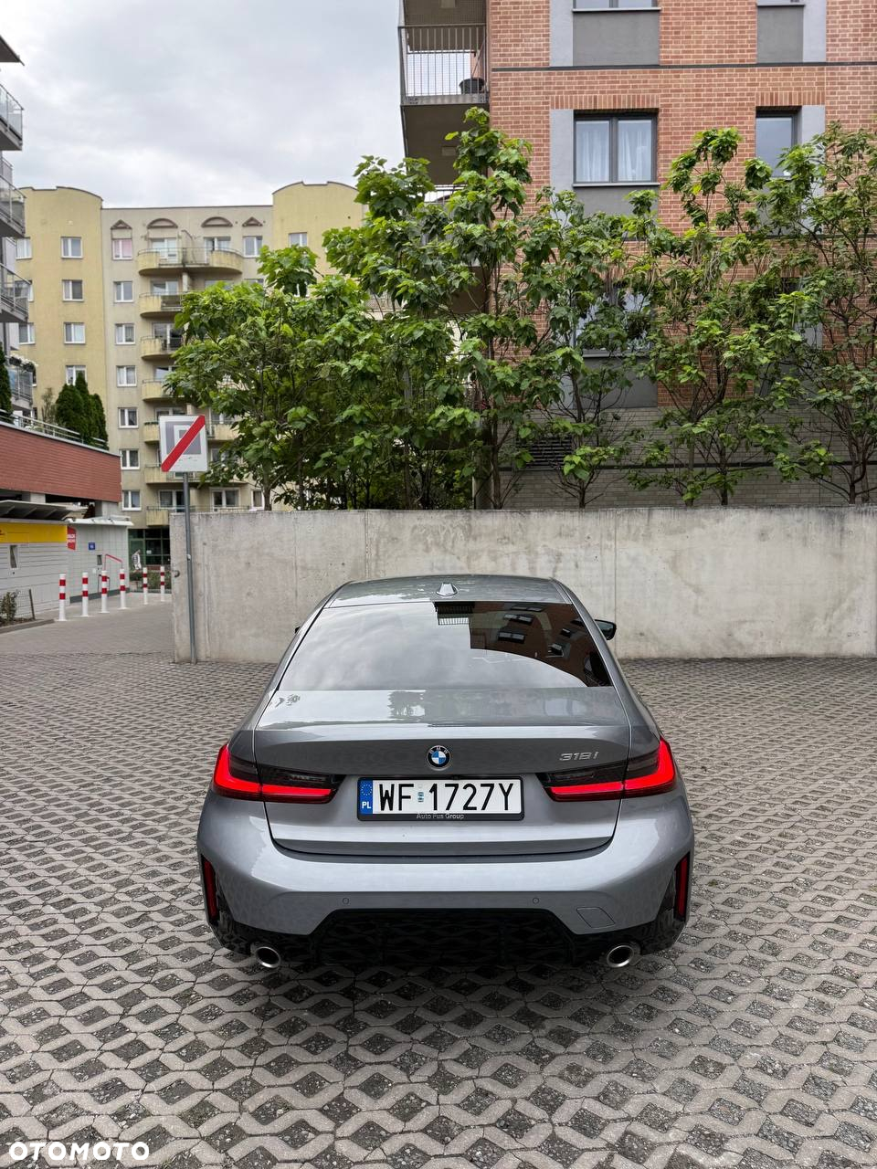 BMW Seria 3 318i - 7