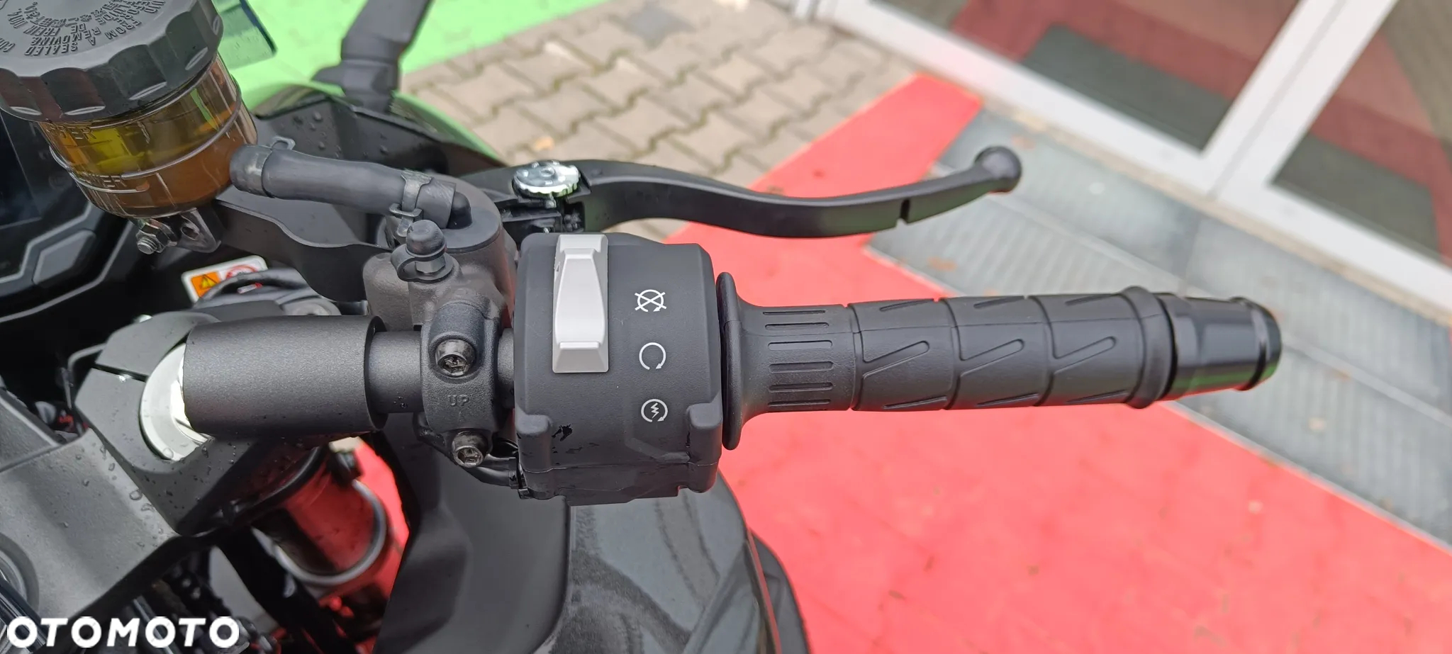 Kawasaki Ninja - 8