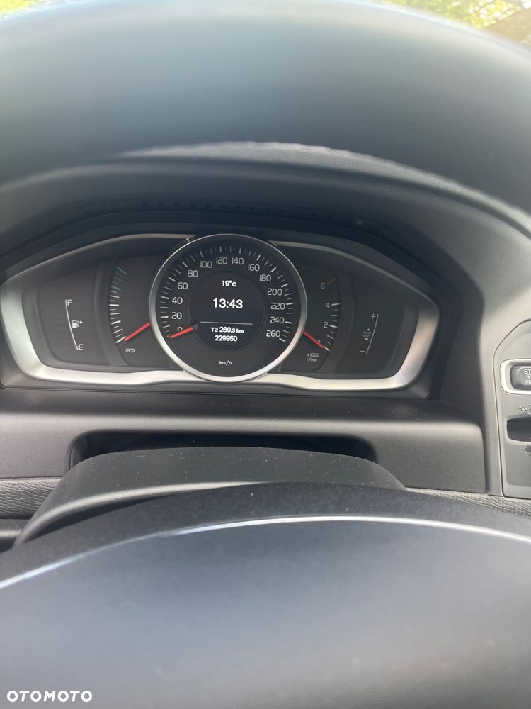 Volvo XC 60 D3 Momentum - 10
