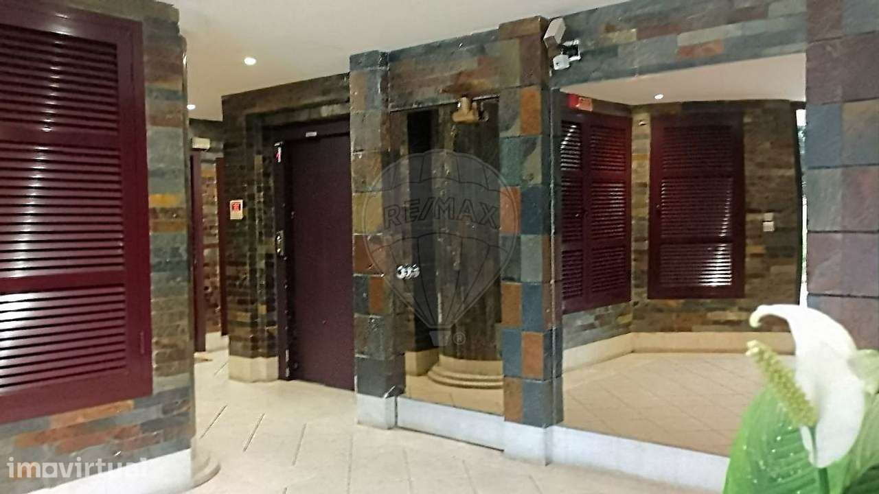 Apartamento T4 para venda - Grande imagem: 2/50