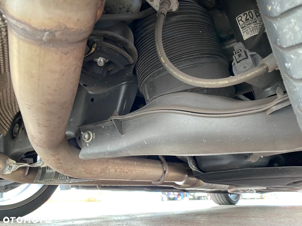 Mercedes-Benz Klasa E 63 AMG AMG Speedshift 7G-MCT - 23