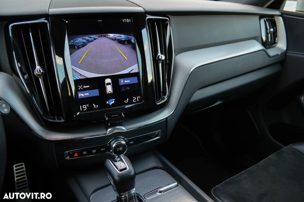 Volvo XC 60 D4 AWD Geartronic RDesign - 7