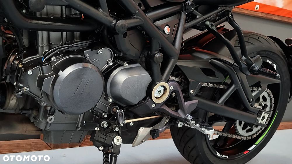 Benelli 752 S - 28