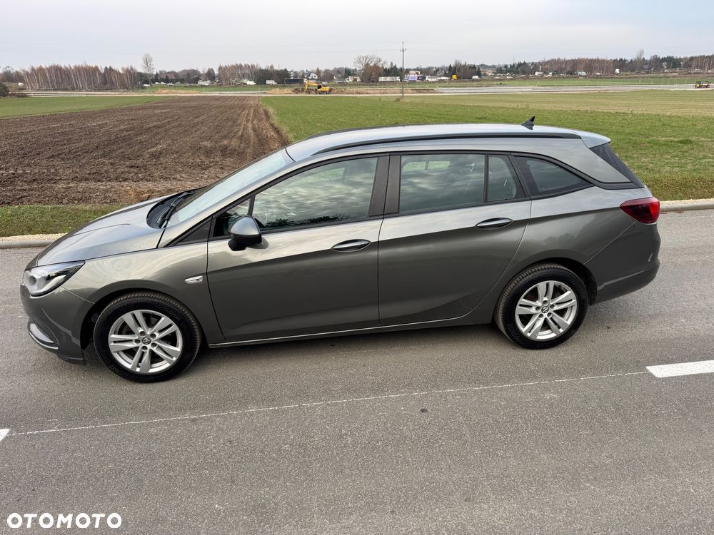 Opel Astra 1.4 Turbo 120 Jahre - 5