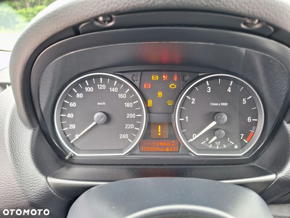 BMW Seria 1 - 21
