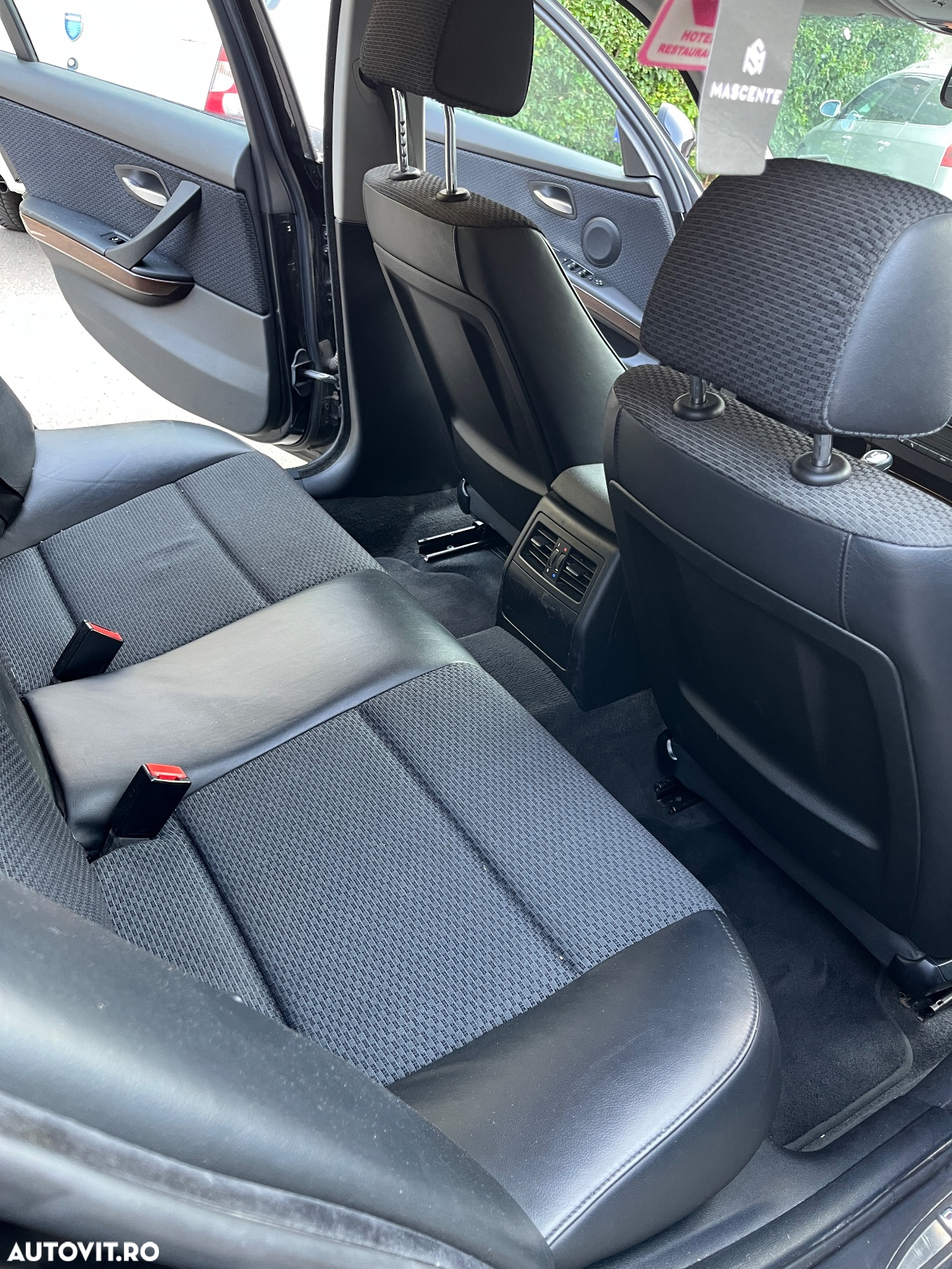 BMW Seria 3 320d - 13