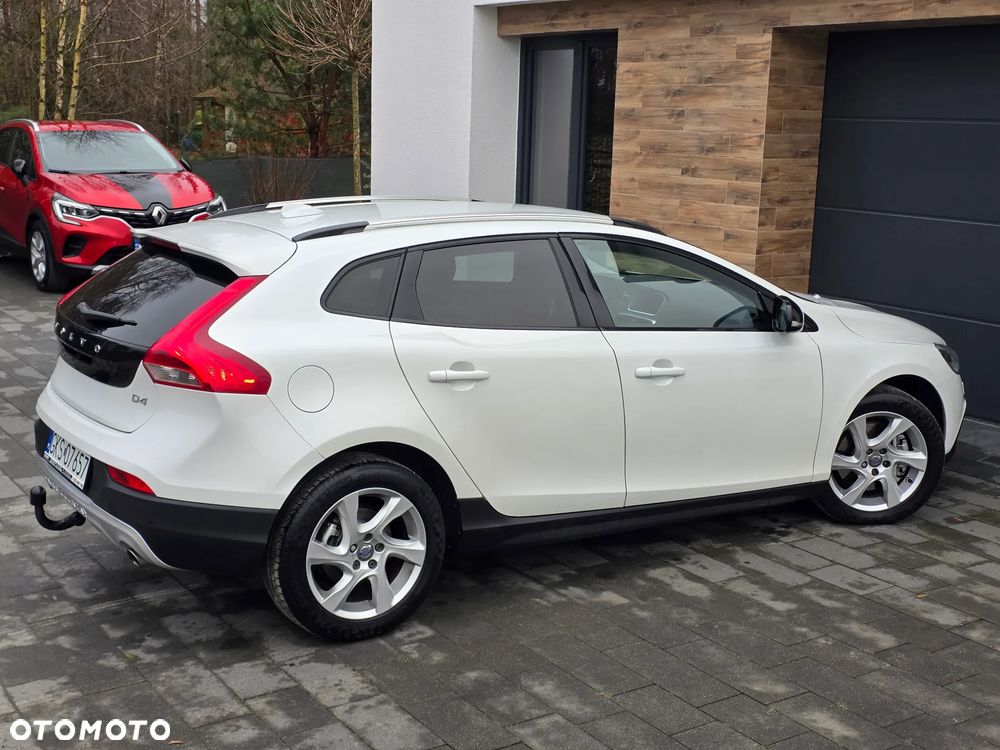 Volvo V40 Cross Country D4 Drive-E Momentum - 16