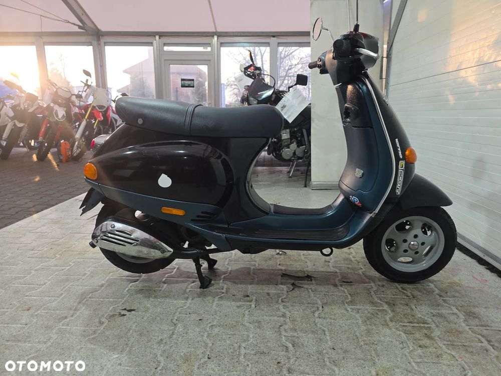 Piaggio Vespa - 21