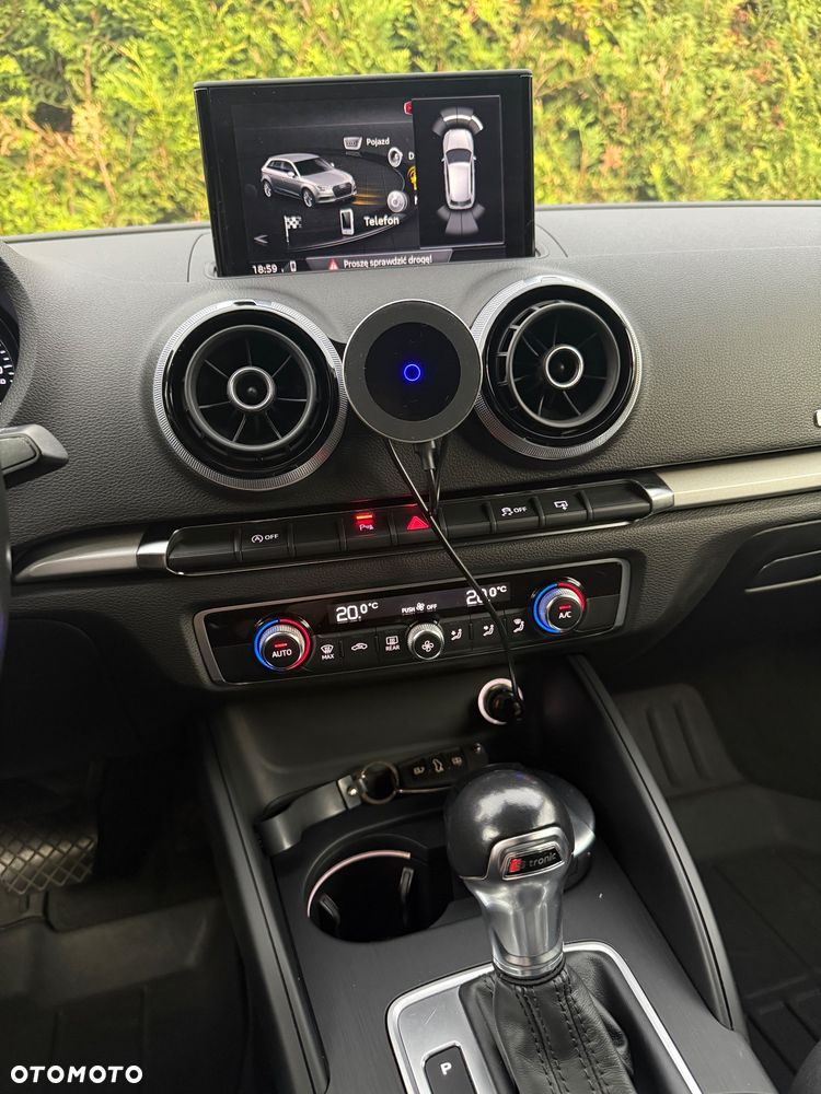 Audi A3 Sportback 1.4 TFSI CoD S tronic - 21